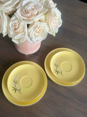 Vintage W.S. George yellow floral (2) dinner plates (2) saucers